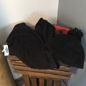 Old Navy Hat and Infinity Scarf